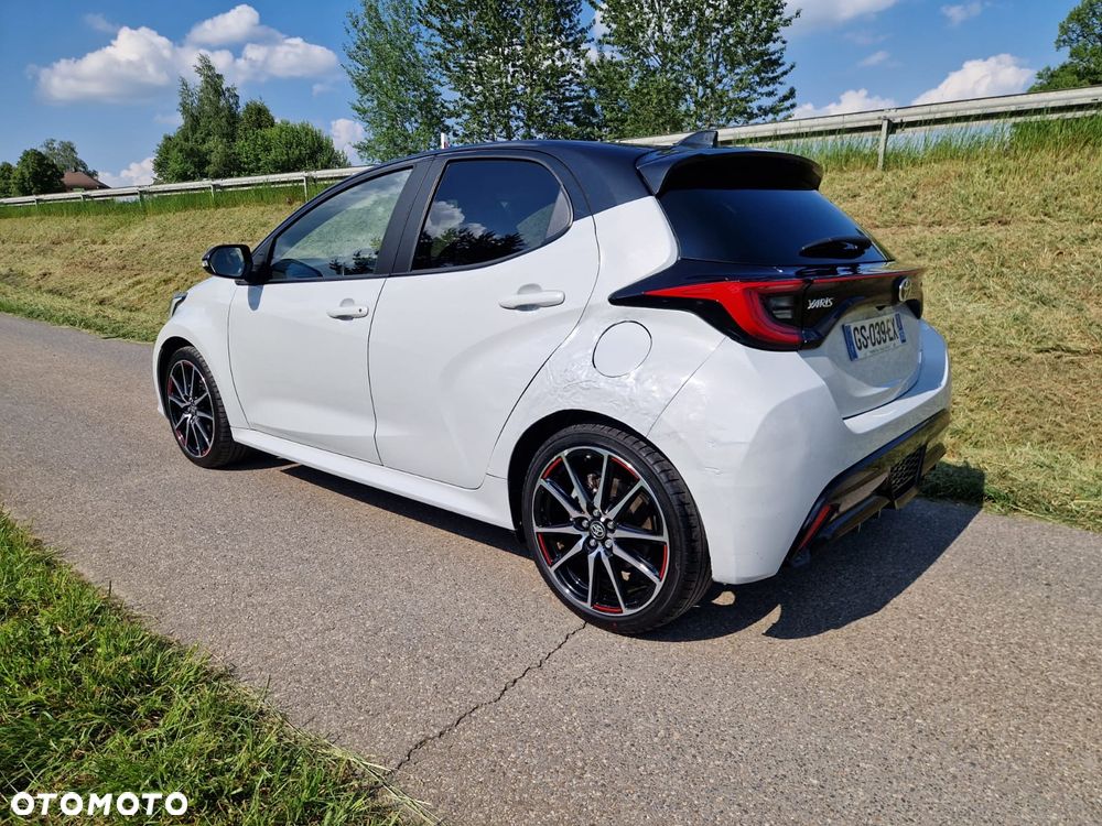 Toyota Yaris - 9