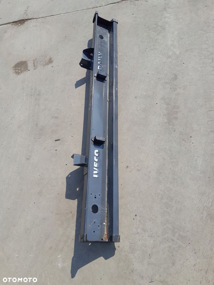 ZDERZAK TYLNY BELKA TYŁ WZMOCNIENIE IVECO DAILY IVECO OE 1999-2024 213 CM - 1
