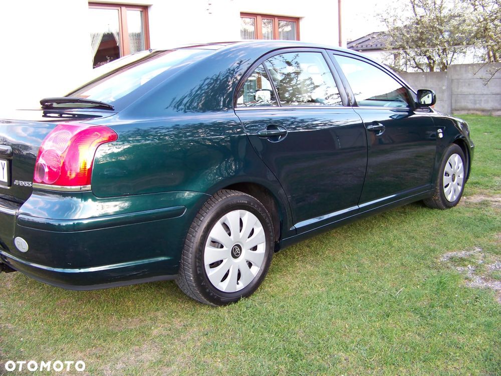 Toyota Avensis 2.0 D-4D - 9