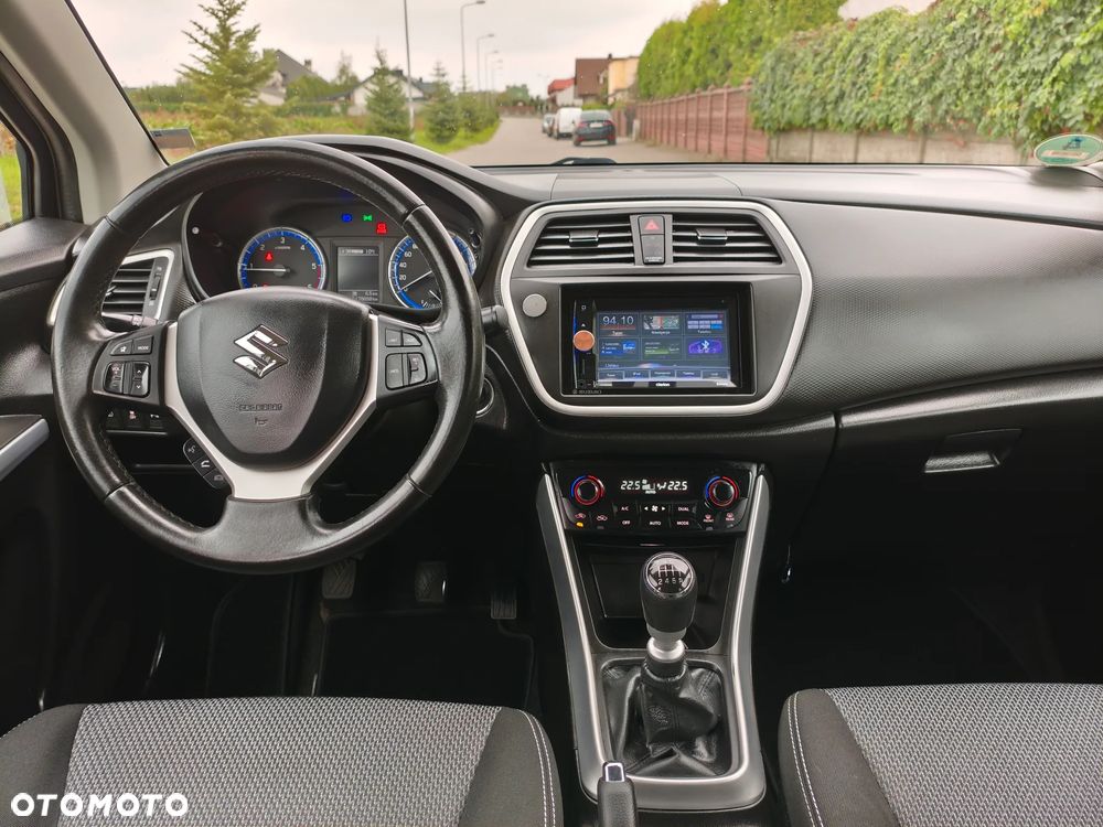 Suzuki SX4 S-Cross 1.6 DDiS Allgrip Comfort+ - 23