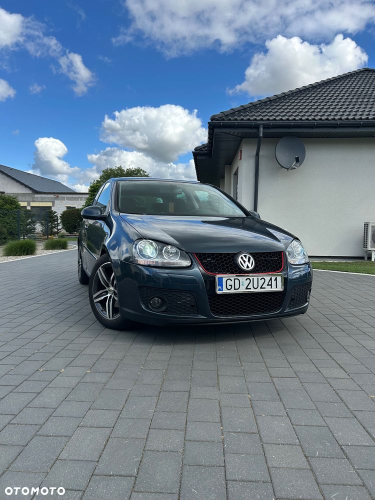 Volkswagen Golf - 4