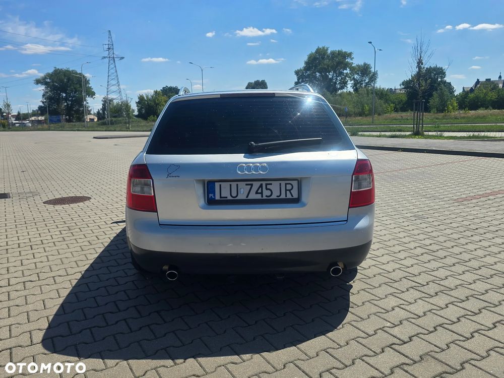 Audi A4 Avant - 5