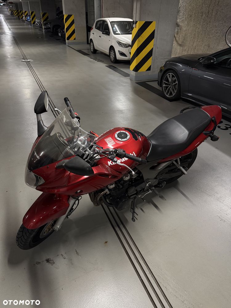 Kawasaki ZR - 7