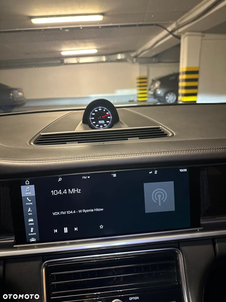 Porsche Panamera Turbo - 16