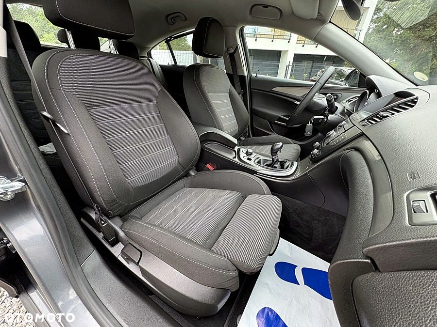 Opel Insignia 1.8 Design Edition - 31