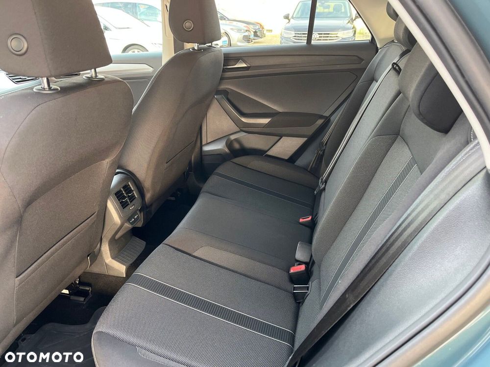 Volkswagen T-Roc 1.5 TSI Life DSG - 17
