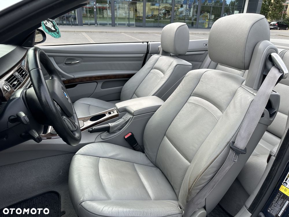 BMW Seria 3 335i - 14