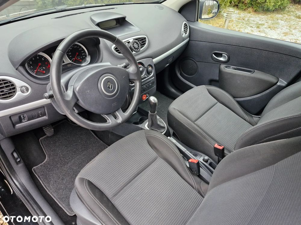 Renault Clio 1.2 16V 75 Dynamique - 6