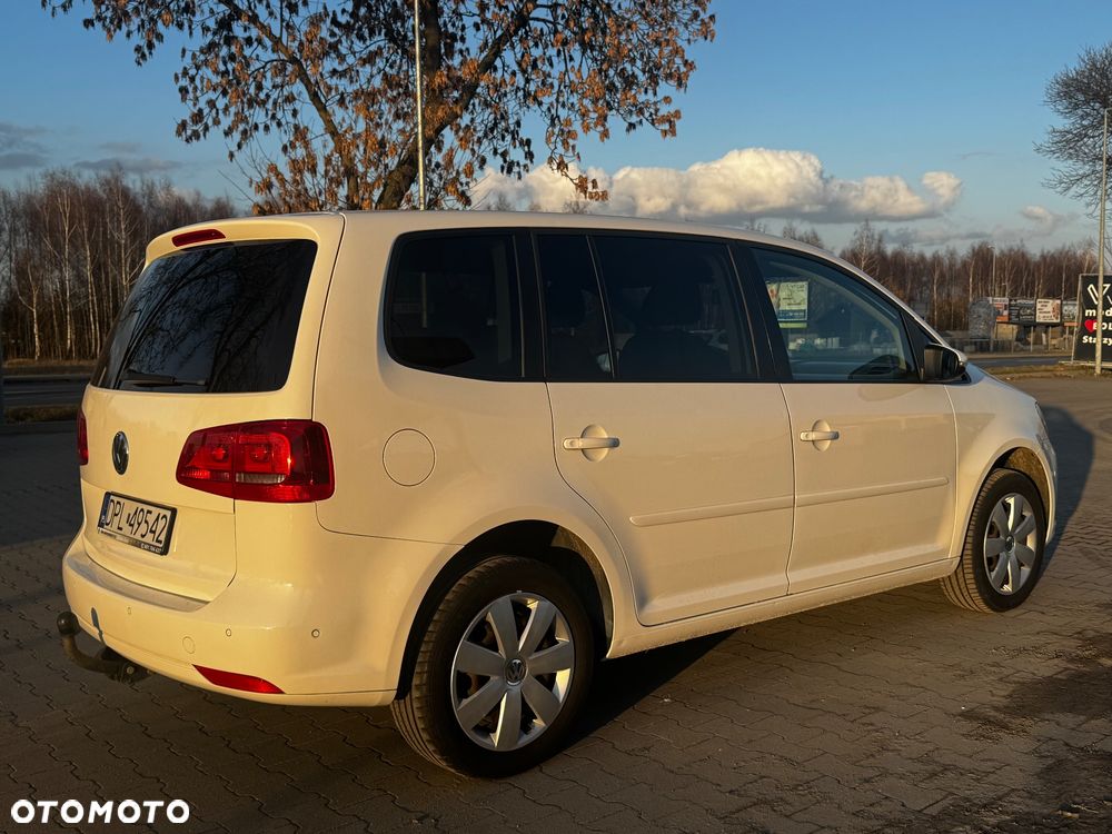 Volkswagen Touran 2.0 TDI DPF Highline DSG - 4