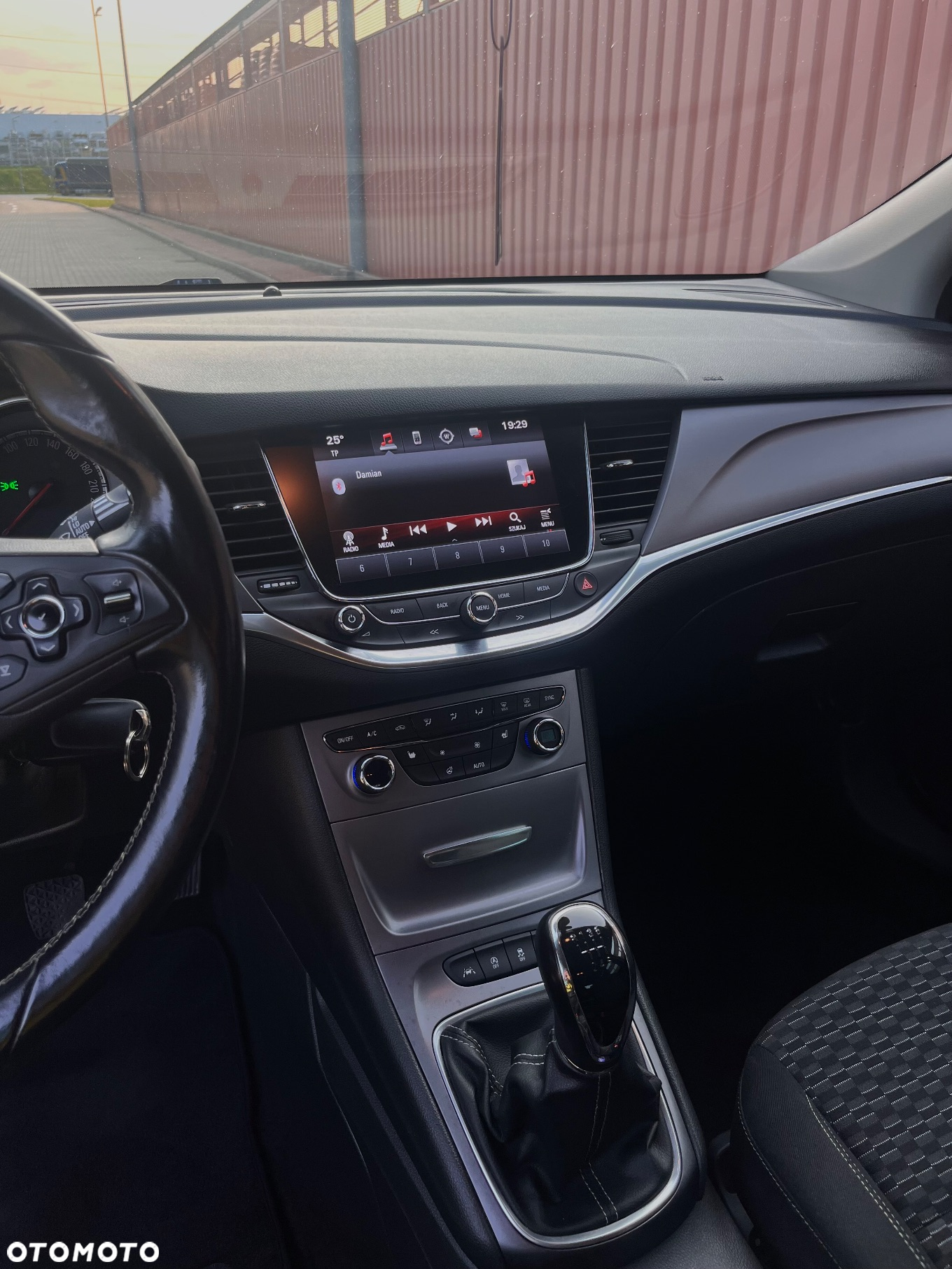 Opel Astra IV 1.6 CDTI Enjoy - 16