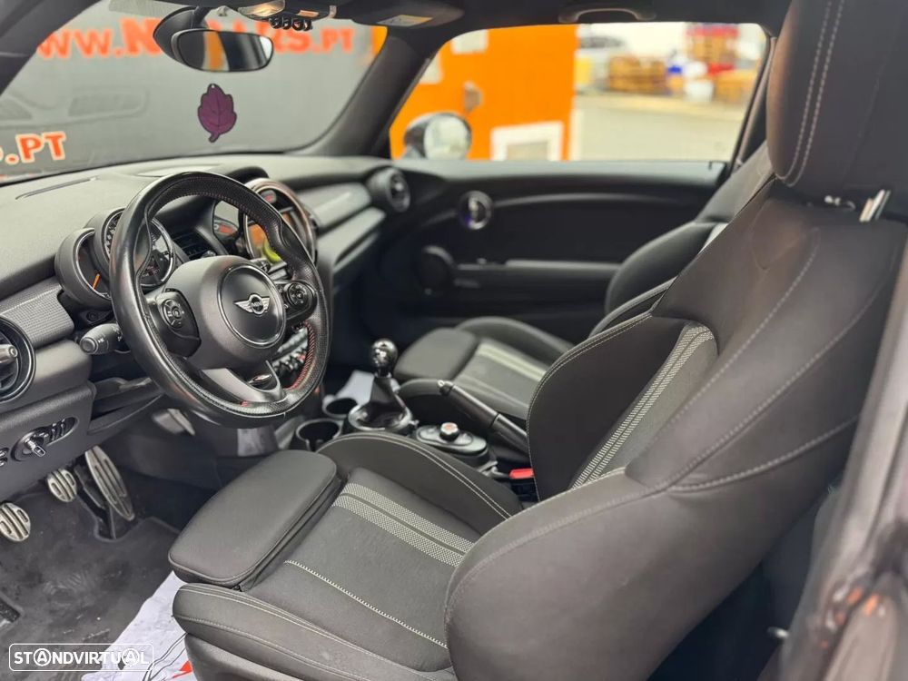 MINI 3 Portas One D - 6