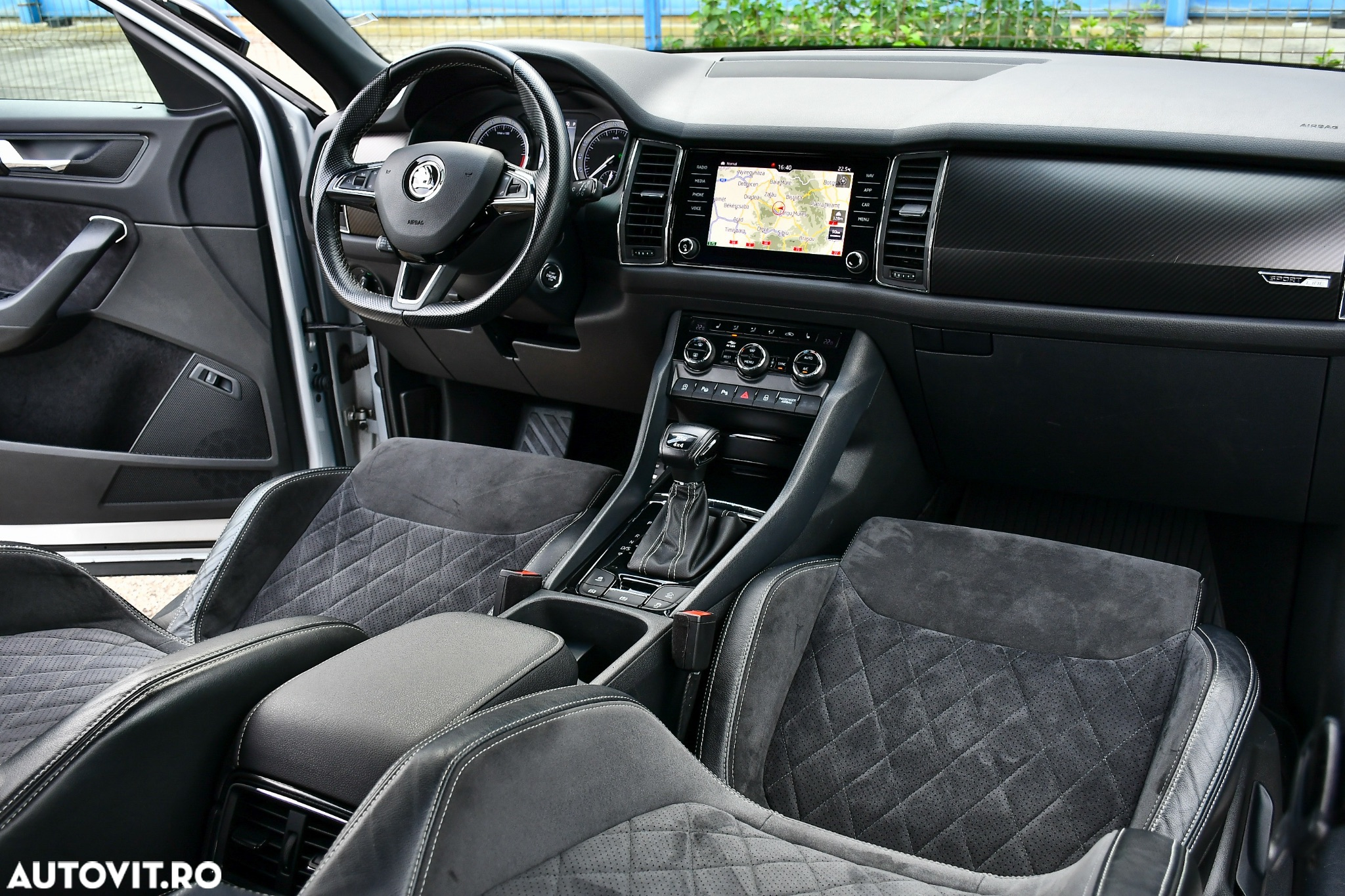 Skoda Kodiaq 2.0 TDI 4X4 DSG Sportline - 8