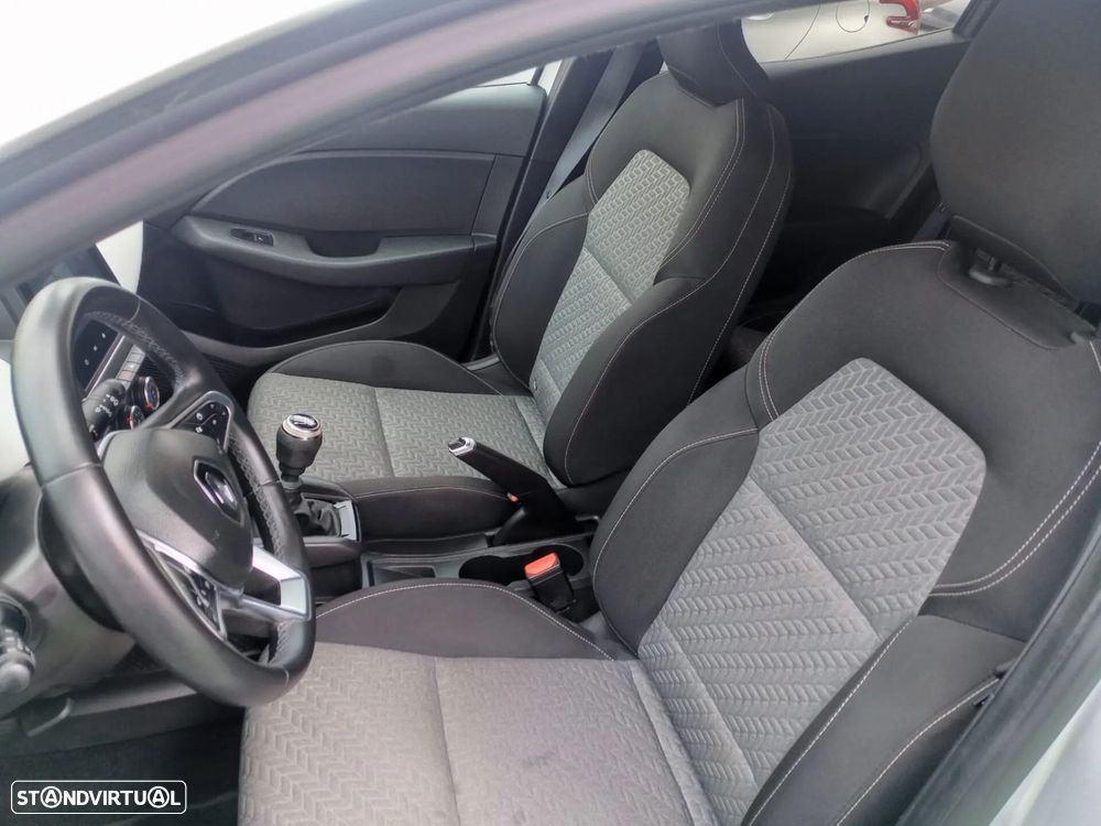 Renault Clio 1.0 TCe Evolution Bi-Fuel - 14