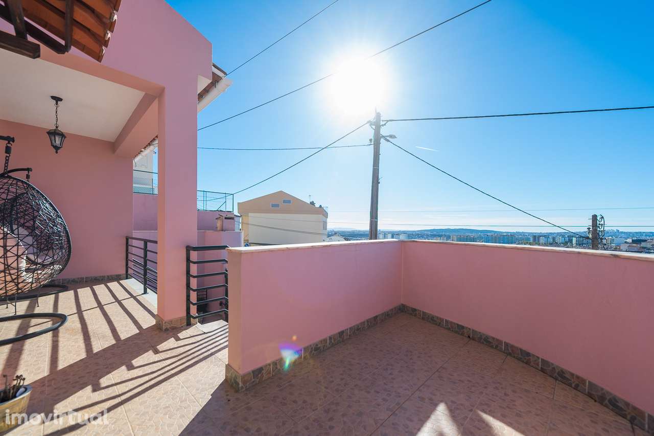 Moradia 3 Quartos - Geminada - Ramada - Grande imagem: 3/32