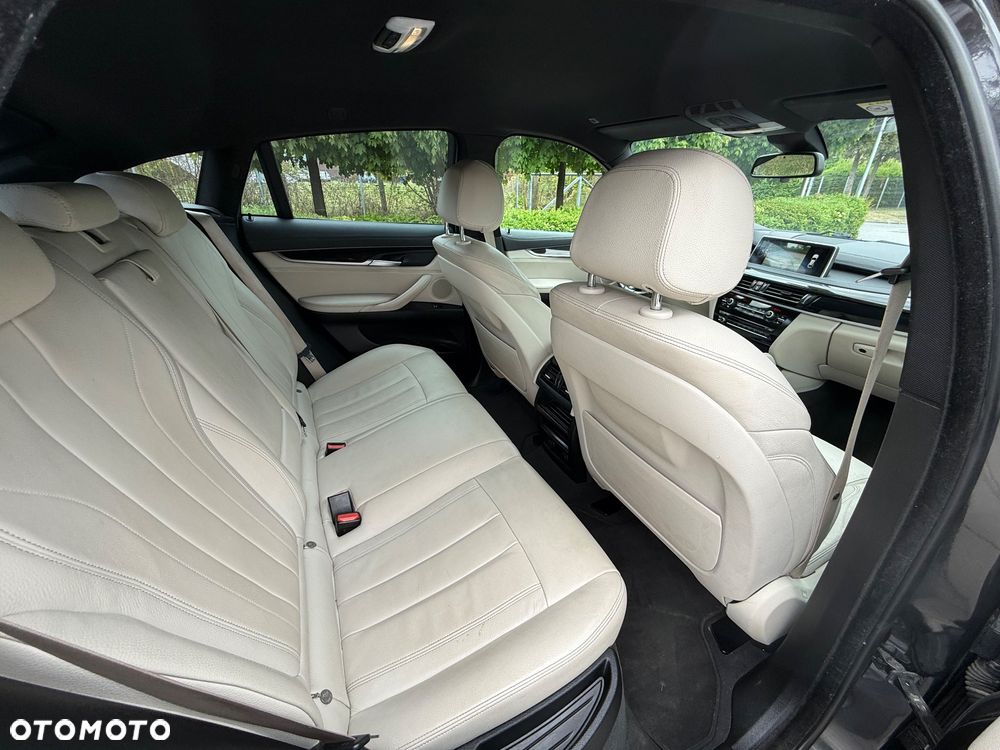 BMW X6 xDrive40d - 9