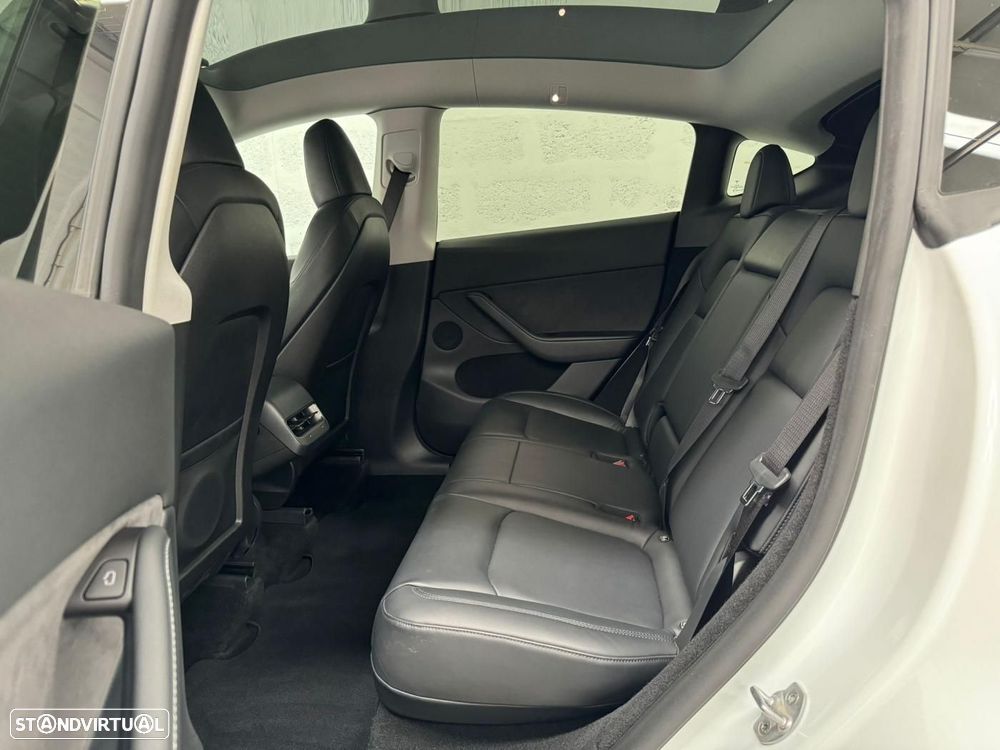 Tesla Model Y Performance Tração Integral - 54