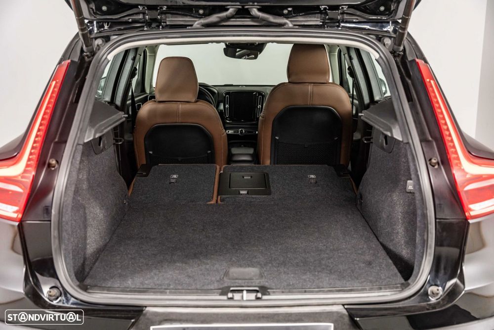 Volvo XC 40 1.5 T5 PHEV Momentum Plus - 24