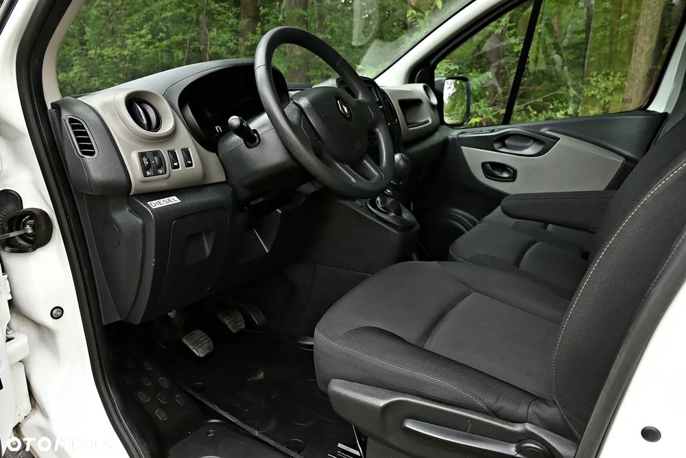 Renault Trafic - 8