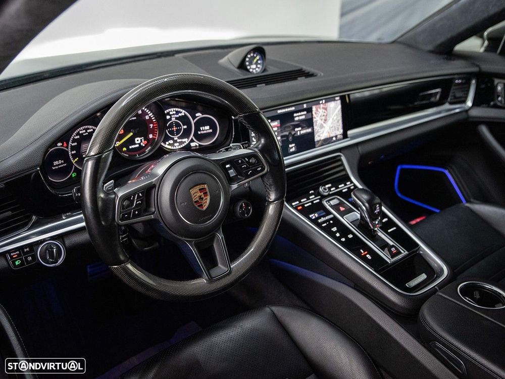 Porsche Panamera Sport Turismo 4 E-Hybrid - 14