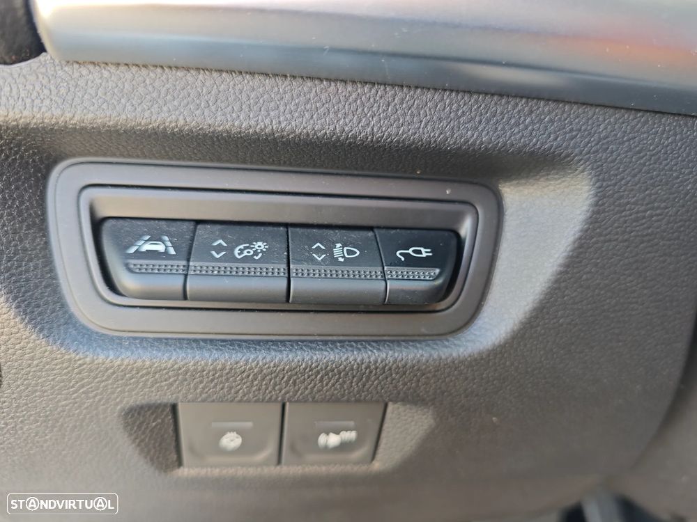 Renault Zoe (c/ Bateria) EV50 135hp Evolution - 32