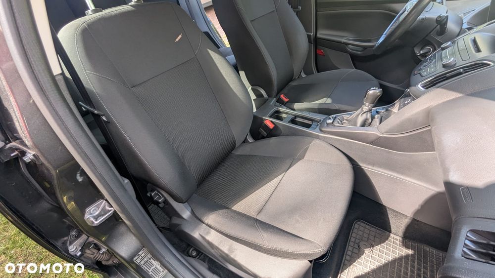 Ford Focus 1.6 Trend - 8