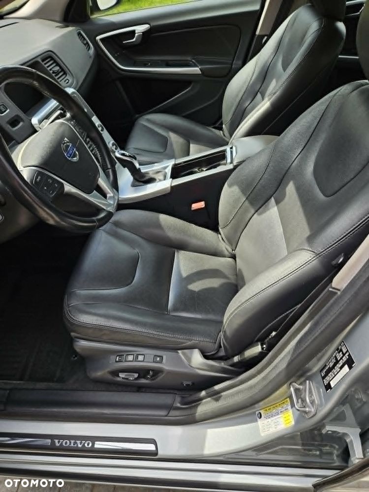 Volvo S60 T5 Powershift - 10