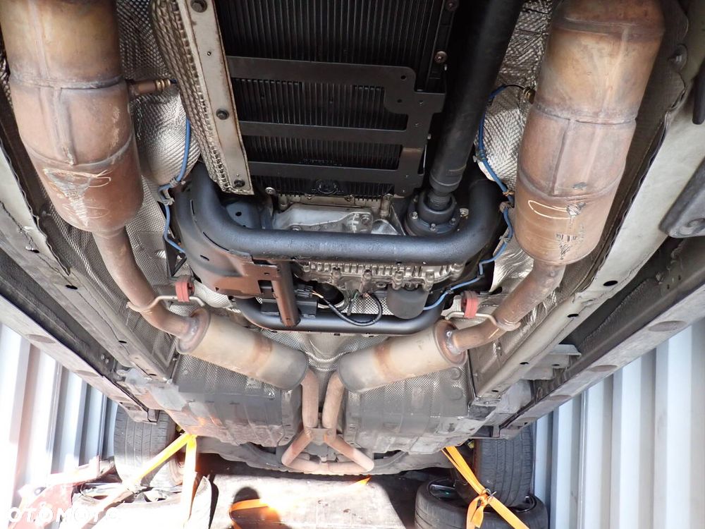 Land Rover Range Rover - 30