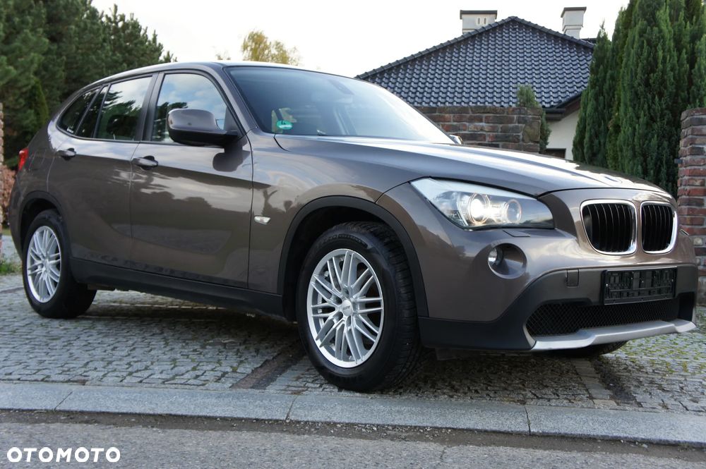 BMW X1 2011 photo 2