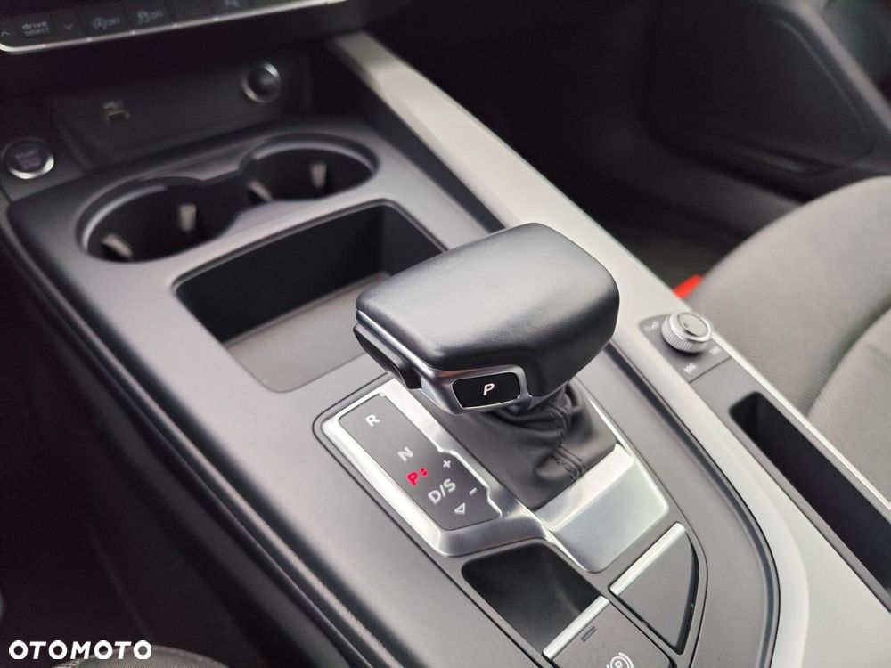 Audi A4 Limousine - 20