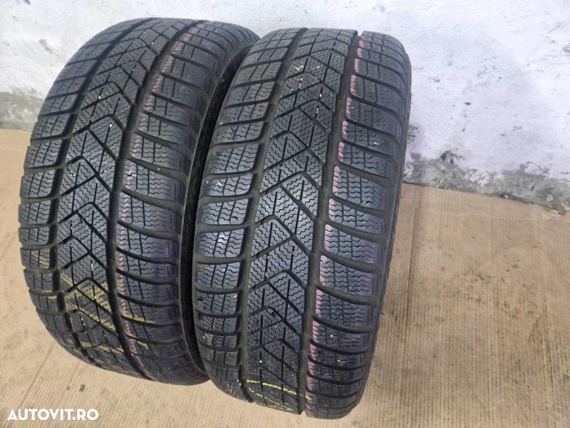 2 Pirelli R18 225/40/ Anvelope de iarnă DOT2820 - 2