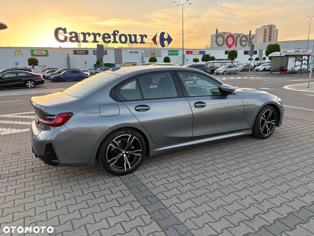 BMW Seria 3 318i M Sport - 8