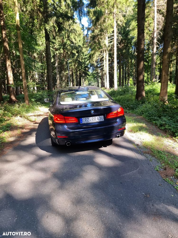 BMW Seria 5 530i Aut. - 3