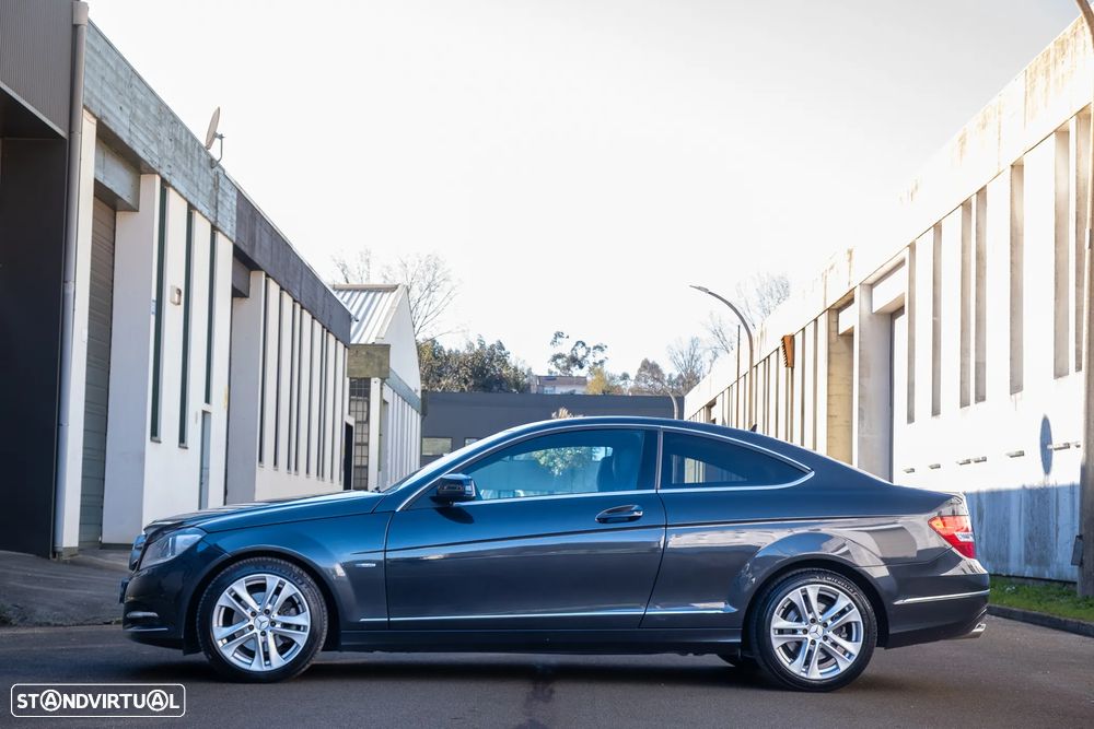 Mercedes-Benz C 220 - 13