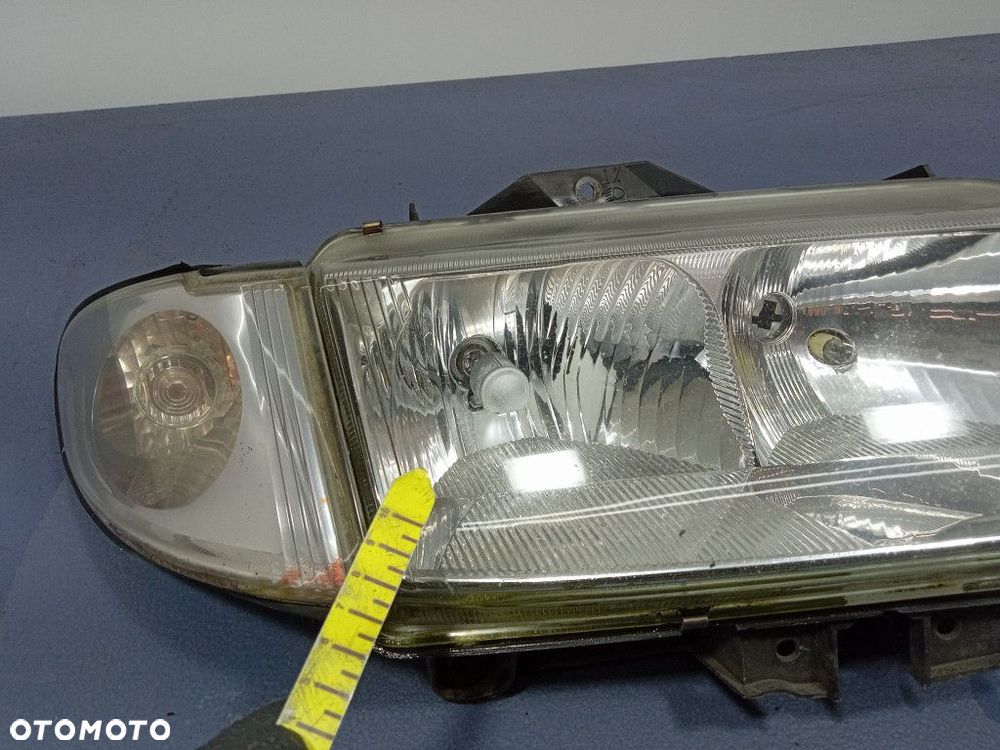 RENAULT ESPACE III LIFT REFLEKTOR PRAWY PRZEDNI LAMPA PRZÓD 89002587 - 4