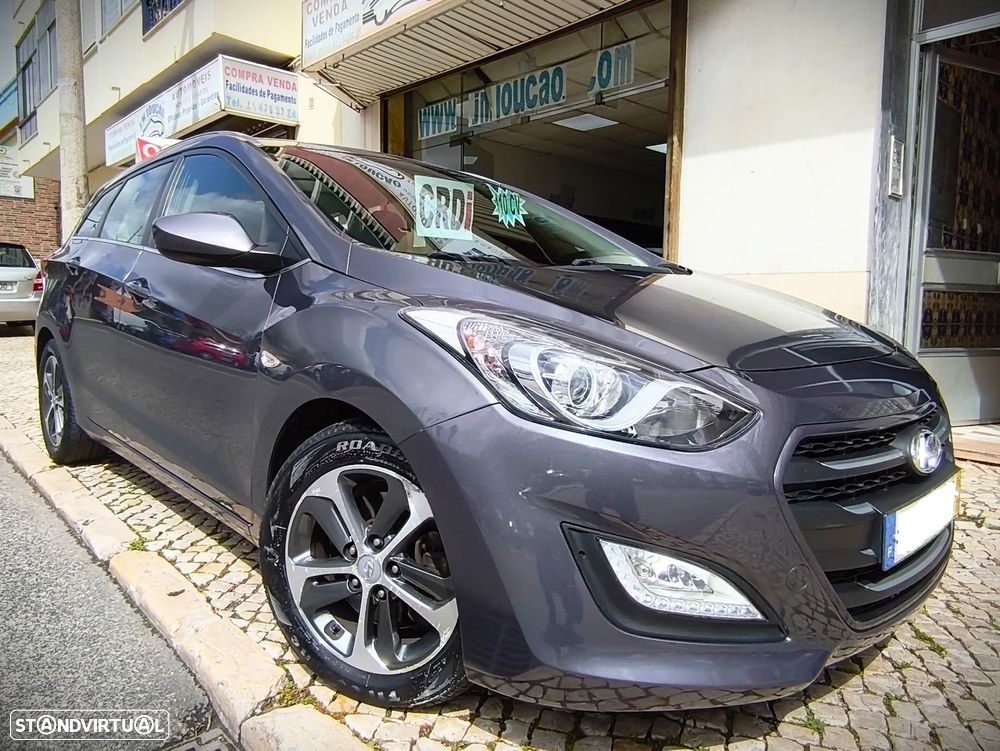 Hyundai i30 CW - 12