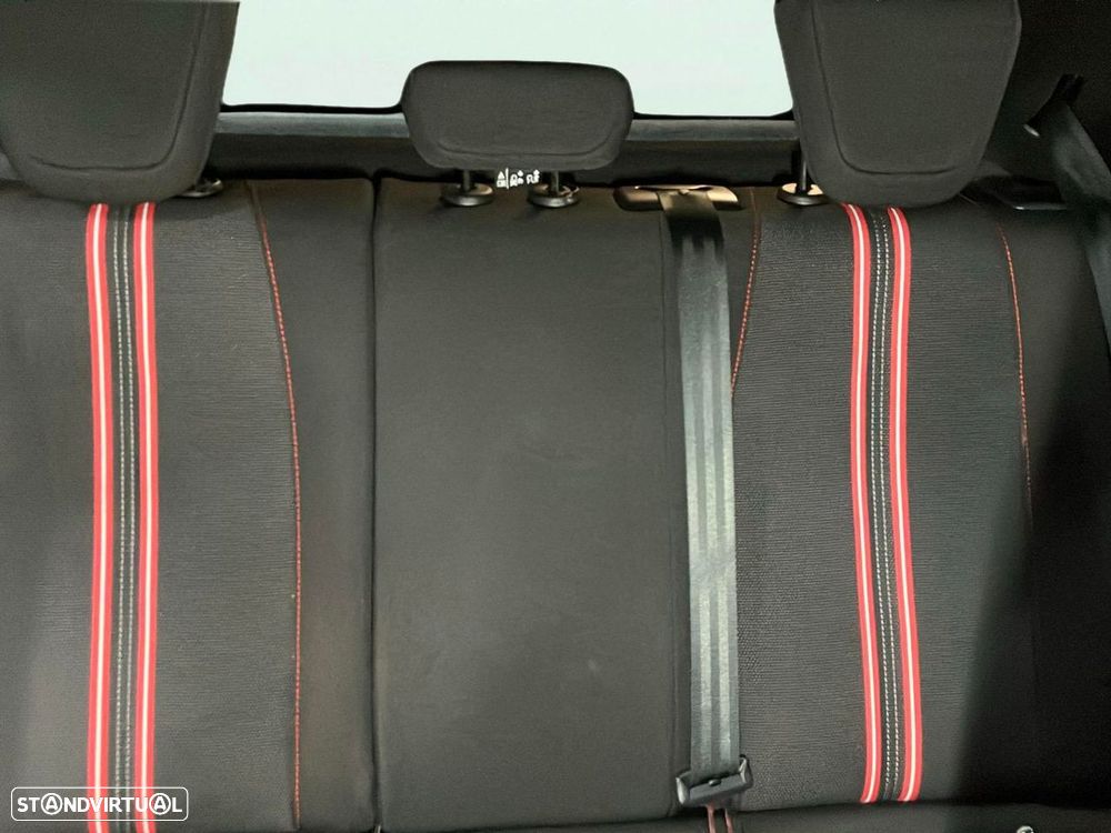 Opel Corsa 1.2 T GS Line - 19