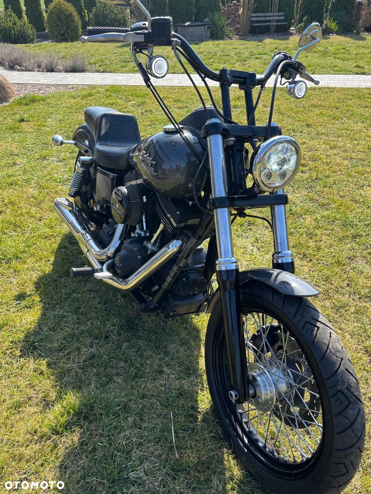 Harley-Davidson Dyna Street Bob - 8