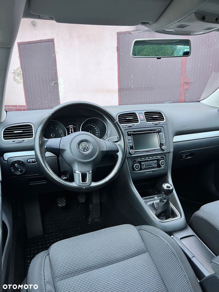Volkswagen Golf - 5