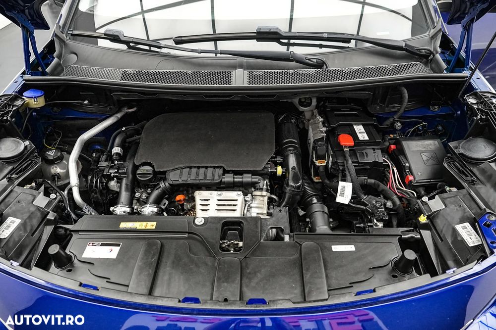 Peugeot 3008 PureTech 130 Stop & Start GPF Allure Business-Paket - 24