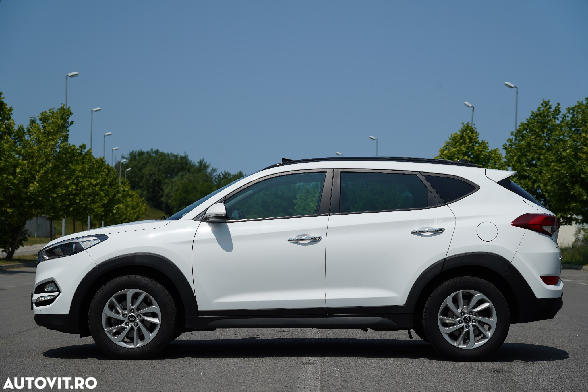 Hyundai Tucson blue 1.7 CRDi 2WD Style - 22