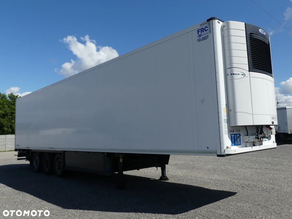 Schmitz Cargobull CHŁODNIA / DOPPELSTOCK / OŚ PODNOSZONA / 6300 MTH / - 10