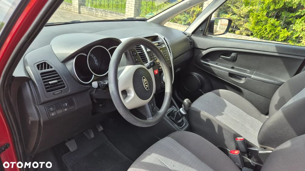 Kia Venga 1.4 L - 31