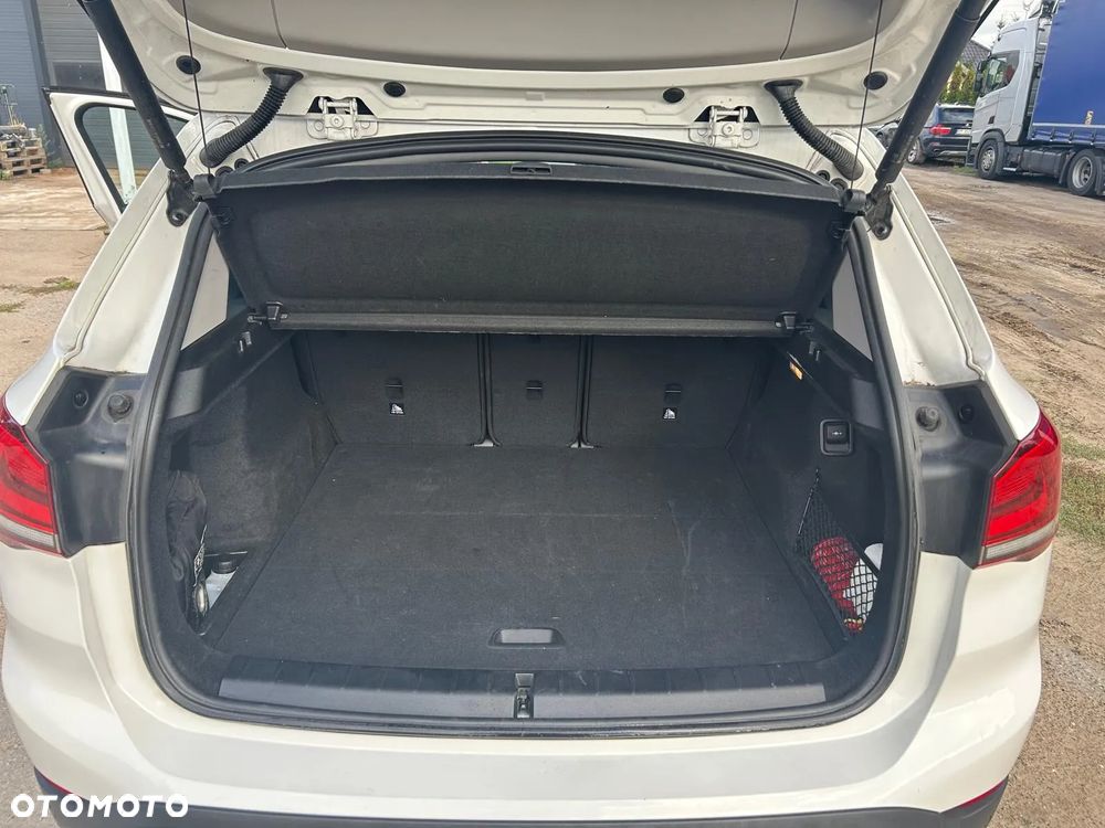 BMW X1 - 12