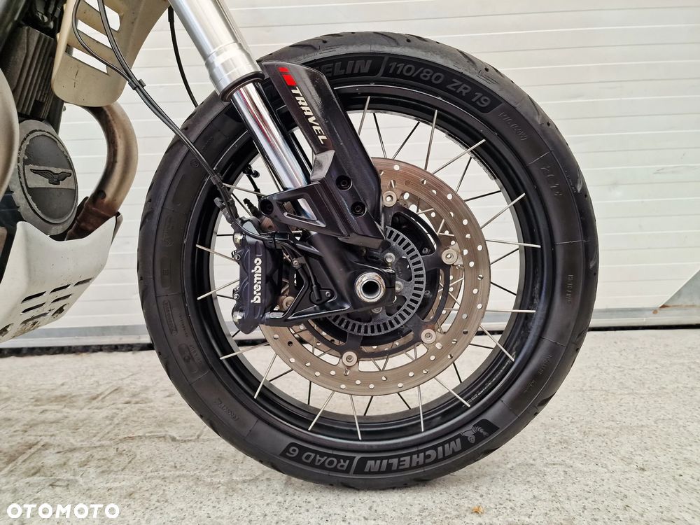 Moto Guzzi V85 - 11