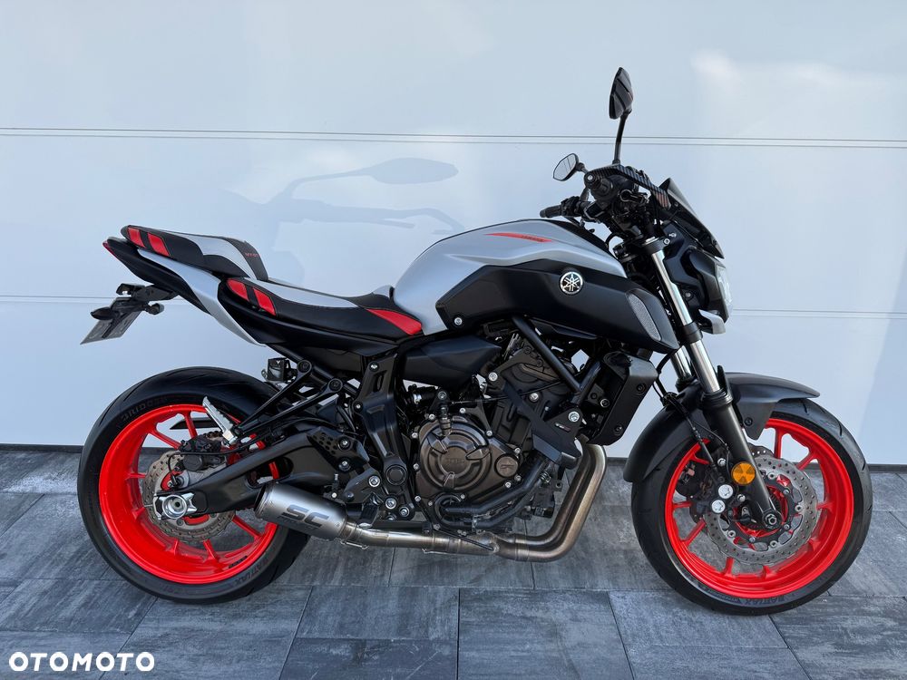 Yamaha MT - 13