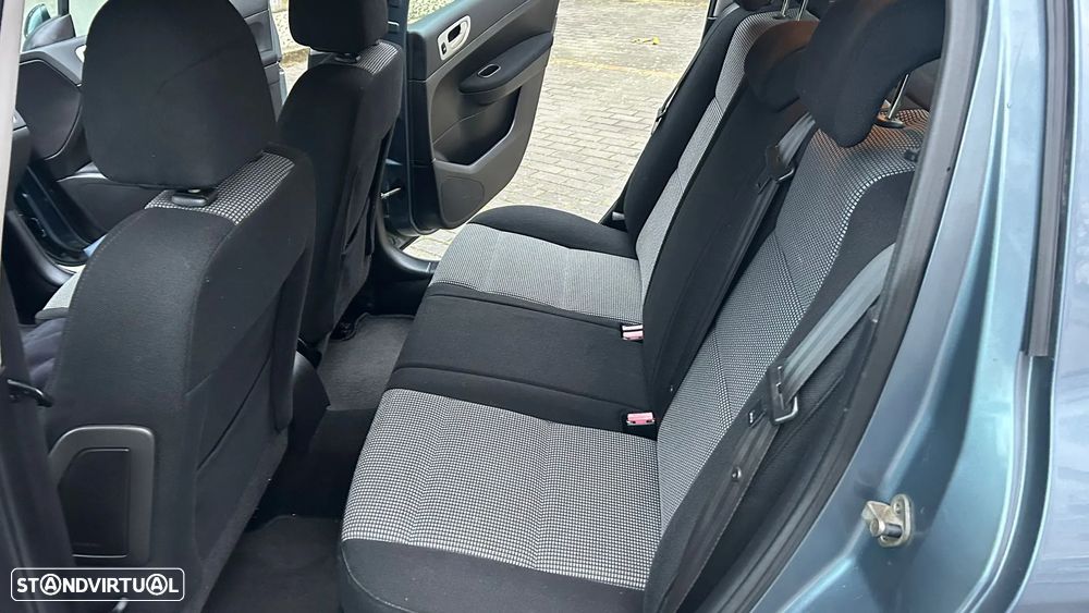 Peugeot 307 1.6 HDi Premium - 24