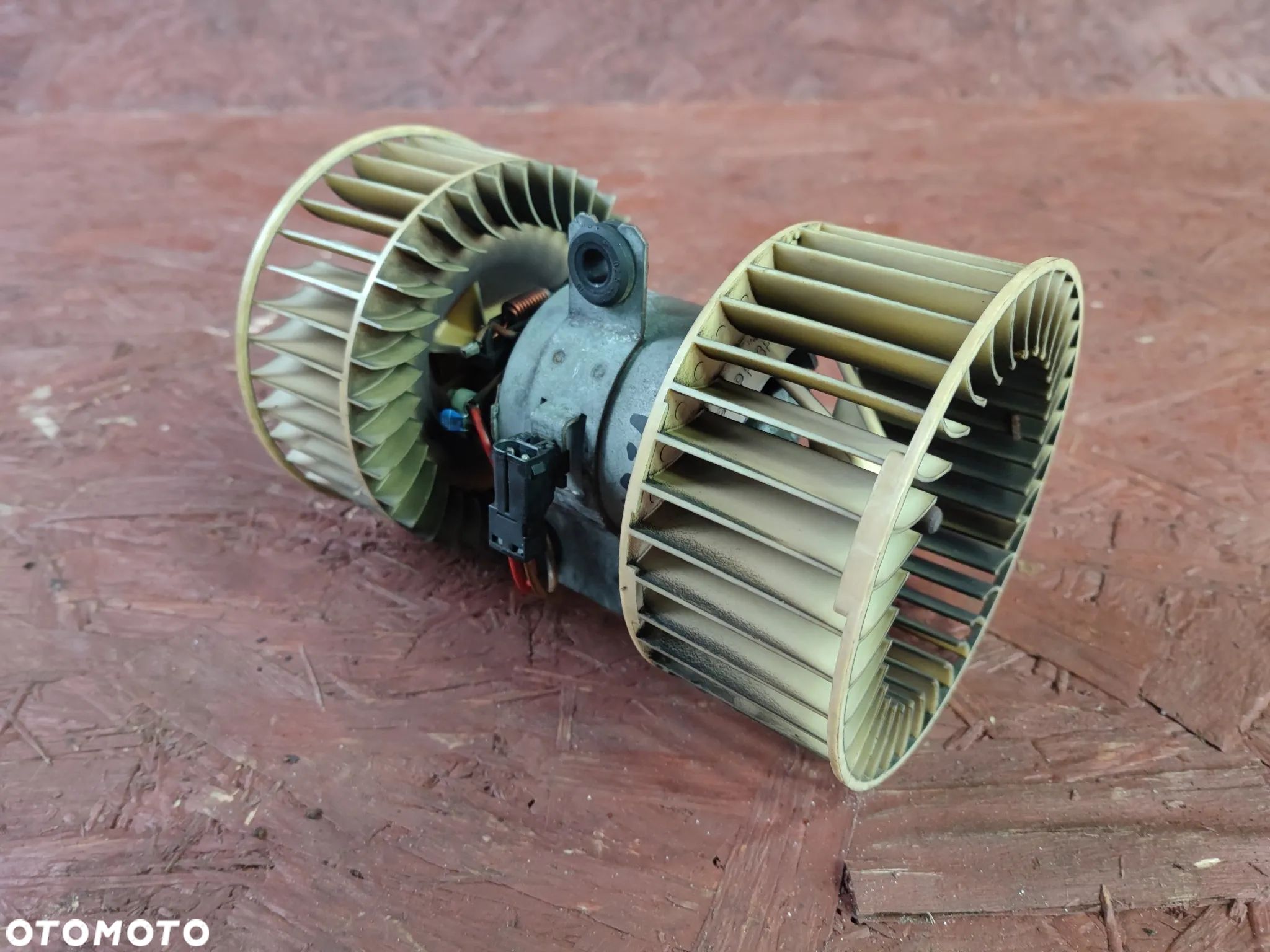 BMW E39 / E53 ORYGINALNY WENTYLATOR KLIMATYZACJI / DMUCHAWA / NAWIEW O NR. 8 382 305 OEM MARKI SIMENS - 1
