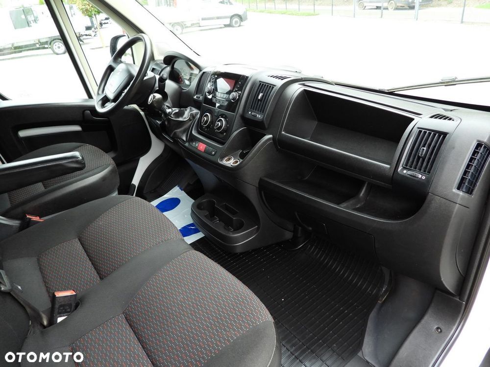 Peugeot BOXER SKRZYNIA PODWÓJNA KABINA DOKA 7 MIEJSC TEMPOMAT KLIMATYZACJA  140KM - 33
