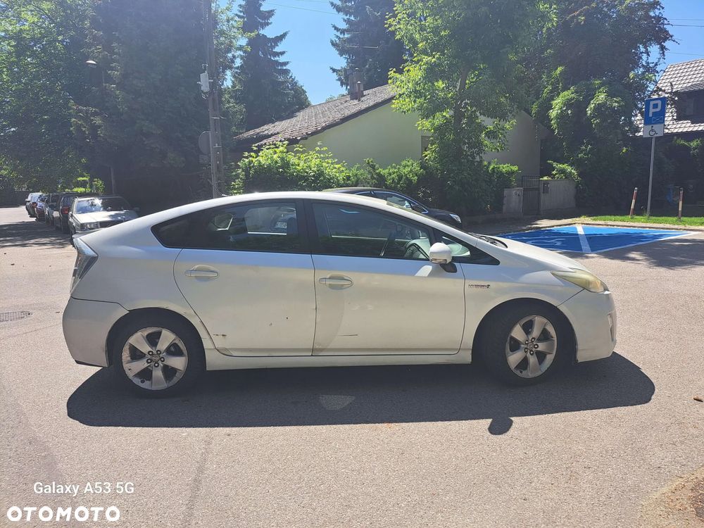 Toyota Prius 1.5 VVT-i Prestige - 4