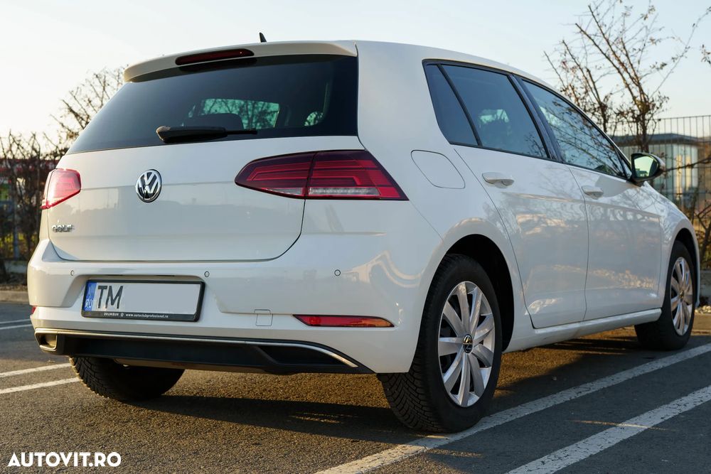 Volkswagen Golf 1.0 TSI Comfortline - 2